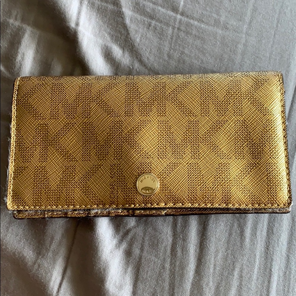Michael Kors wallet